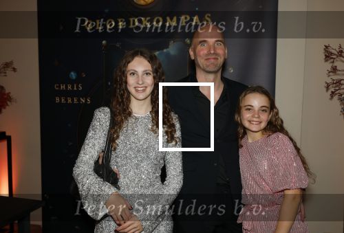 Amsterdam 31 november 2025
Presentatie boek Susan Smit en Chris Berens in het west indisch huis. Chris Berens kwam met zijn vrouw en kinderen