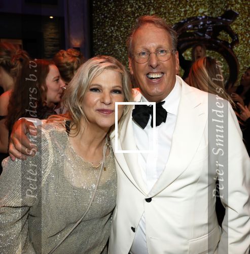 Hilversum 16 oktober 2025
Vandaag inside wint de televizierring 2025 . Ze hadden een extra lange uitzending en waren dus niet aanwezig . Helene Hendriks Merel Ek Noa Vahle brachten vanuit amsterdam de ring Naar Wilfred Genee Rene v d Gijp en Johan Derksen op het mediapark. Chris Woerts en Tina Nijkamp
