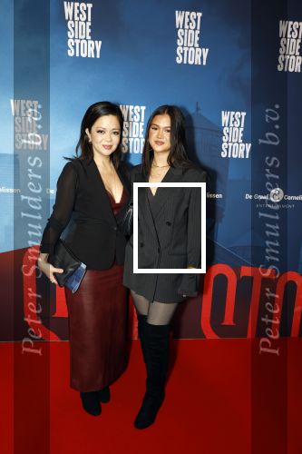 Rotterdam 23 november 2025
Premiere West side story in het nieuwe luxor. Cystine Carreon met dochter