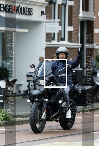 Amsterdam 16 oktober 2025
Dave Roelvink op zijn BMW Motor in Amsterdam zuid.