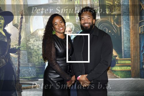 Amsterdam 18 november 2025
Premiere Wicked in het deLaMar theater . Dwight v d Vijver met vrouw
