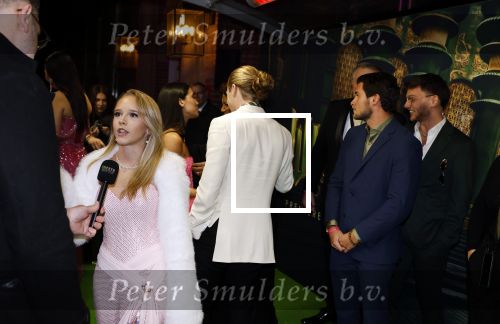 Amsterdam 18 november 2025
Premiere Wicked in het deLaMar theater . Emma Kok kwam met zijn nieuwe vriendin