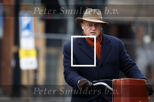 Amsterdam 27 november 2025
Ferdinand Grapperhaus op de fiets in Amsterdam zuid.