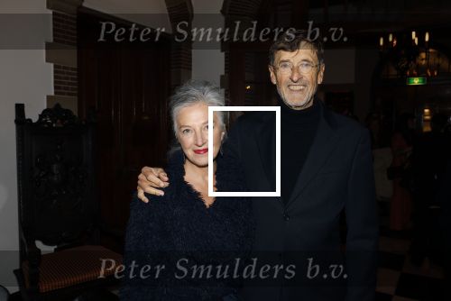 Wassenaar 23 november 2025
Boekpresentatie Patricia Steur in kasteel Wittenburg . Angela Groothuizen presenteert het en Henk Schiffmacher krijgt het eerste boek. Ferry Mingelen met zijn vrouw Marike