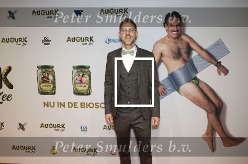 Amsterdam 4 november 2025
Premiere Augurk aan zee in Tuschinski met de cast die bestaat uit oa Monic Hendrickx Martin v Waardenberg Olga Zuiderhoek Jelka v Houten Frank Lammers Peter v d Begin en Tibor Lukacs. Robert v Hemert heeft de titelsong geschreven . Frank Groenveld