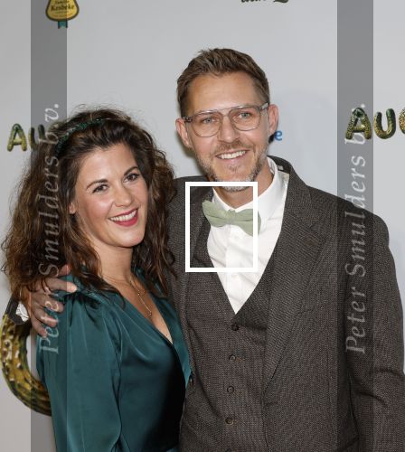 Amsterdam 4 november 2025
Premiere Augurk aan zee in Tuschinski met de cast die bestaat uit oa Monic Hendrickx Martin v Waardenberg Olga Zuiderhoek Jelka v Houten Frank Lammers Peter v d Begin en Tibor Lukacs. Robert v Hemert heeft de titelsong geschreven . Frank Groenveld
