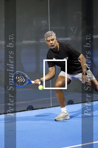 Utrecht 6 november 2025
Padel tournooi voor het UMC ziekenhuis bij Hal 22. Frank Rijkaard