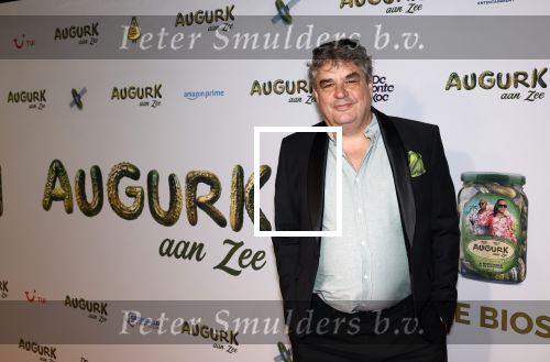 Amsterdam 4 november 2025
Premiere Augurk aan zee in Tuschinski met de cast die bestaat uit oa Monic Hendrickx Martin v Waardenberg Olga Zuiderhoek Jelka v Houten Frank Lammers Peter v d Begin en Tibor Lukacs. Robert v Hemert heeft de titelsong geschreven . Frank lammers
