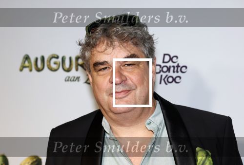 Amsterdam 4 november 2025
Premiere Augurk aan zee in Tuschinski met de cast die bestaat uit oa Monic Hendrickx Martin v Waardenberg Olga Zuiderhoek Jelka v Houten Frank Lammers Peter v d Begin en Tibor Lukacs. Robert v Hemert heeft de titelsong geschreven . Frank lammers
