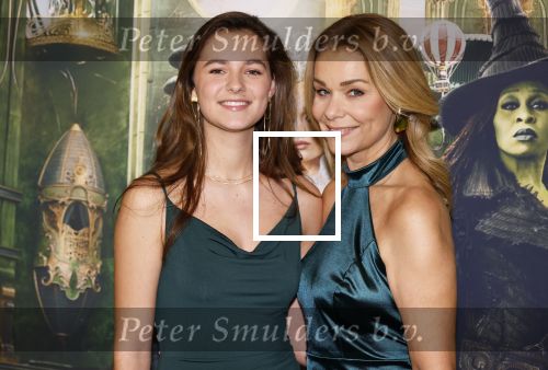 Amsterdam 18 november 2025
Premiere Wicked in het deLaMar theater . Froukje de Both kwam met haar dochter