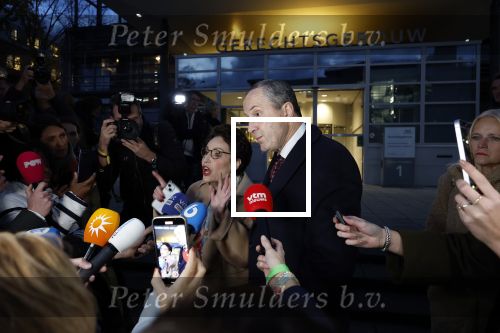 Utrecht 28 oktober 2025
Rechtszaak Marco Borsato in rechtbank van Utrecht . Marco wordt bijgestaan door advocaten Geert Jan Knoops  en Carry Knoops