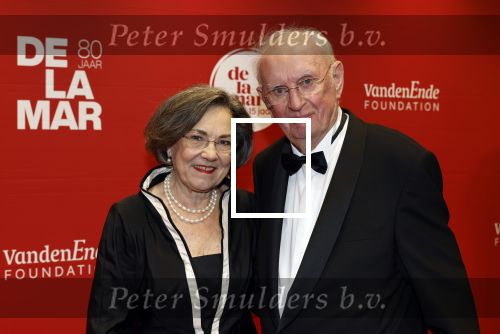 Amsterdam 30 november 2025
80 jaar het DeLaMar theater . Gerdi Verbeet poseert met partner Wim Meijer