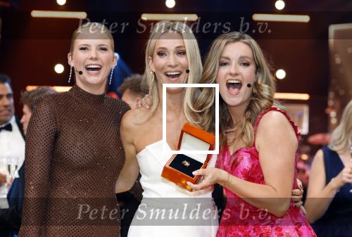 Amsterdam 16 oktober 2025
Uitreiking televizierring 2025 in Carre 
Helene Hendriks Noa Vahle  en Merel Ek