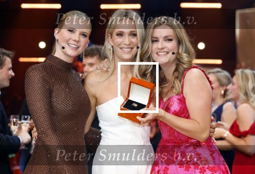 Amsterdam 16 oktober 2025
Uitreiking televizierring 2025 in Carre 
Helene Hendriks Noa Vahle  en Merel Ek