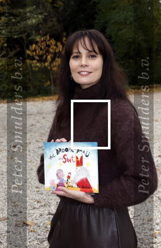 Amsterdam 10 november 2025
Presentatie sinterklaasboeken met Igone de Jong Tijl Beckand en Lieke Martens .