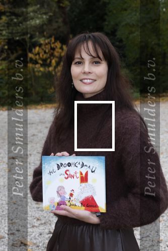 Amsterdam 10 november 2025
Presentatie sinterklaasboeken met Igone de Jong Tijl Beckand en Lieke Martens .