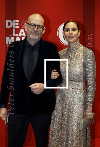 Amsterdam 30 november 2025
80 jaar het DeLaMar theater . Igone de Jong met een kennis