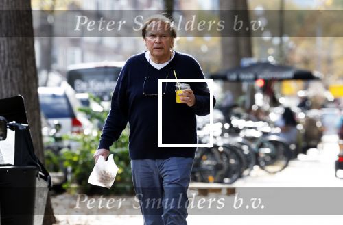 Amsterdam 14 oktober 2025
Ivo Niehe doet boodschappen in Amsterdam zuid .