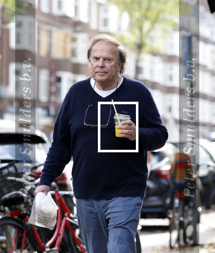 Amsterdam 14 oktober 2025
Ivo Niehe doet boodschappen in Amsterdam zuid .