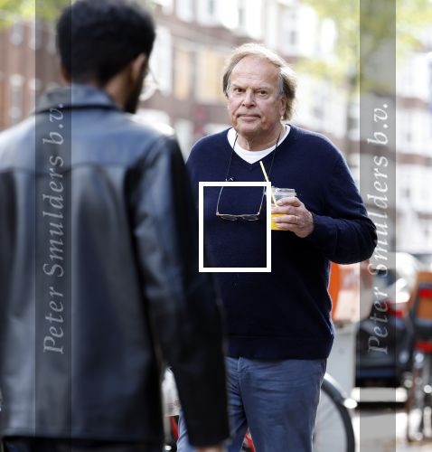 Amsterdam 14 oktober 2025
Ivo Niehe doet boodschappen in Amsterdam zuid .