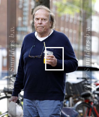 Amsterdam 14 oktober 2025
Ivo Niehe doet boodschappen in Amsterdam zuid .