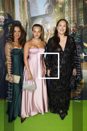 Amsterdam 18 november 2025
Premiere Wicked in het deLaMar theater . Jada Borsato met vriendinnen