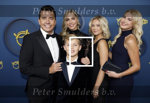Amsterdam 16 oktober 2025
Uitreiking televizierring 2025 in Carre 
Jan Smit met gezin