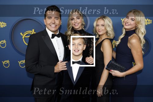 Amsterdam 16 oktober 2025
Uitreiking televizierring 2025 in Carre 
Jan Smit met gezin