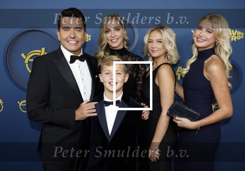 Amsterdam 16 oktober 2025
Uitreiking televizierring 2025 in Carre 
Jan Smit met gezin