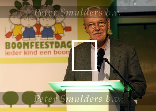 Laren (Gelderland) 19 november 2025
Bijeenkomst van nationale boomplantdag waar prinses Irene uit handen van Albert Verlinde een prijs krijgt omdat zij zich altijd ingezet heeft voor behoud en onderhoud bomen . Jean Rummenie