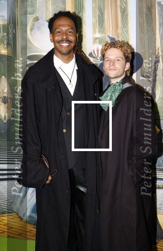 Amsterdam 18 november 2025
Premiere Wicked in het deLaMar theater . Jeangu Macrooij met vriend