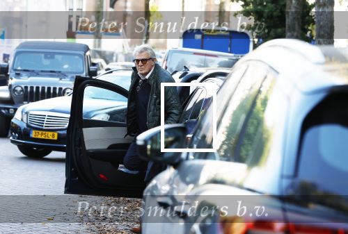 Amsterdam 5 november 2025
Jeroen Krabbe stapt uit zijn auto