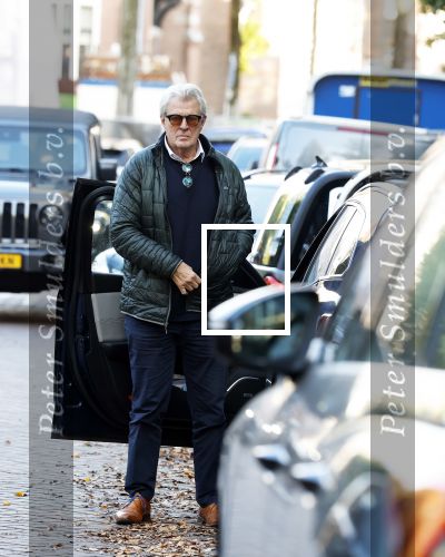 Amsterdam 5 november 2025
Jeroen Krabbe stapt uit zijn auto