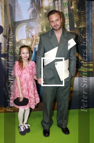 Amsterdam 18 november 2025
Premiere Wicked in het deLaMar theater . Jim Bakkum