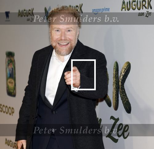 Amsterdam 4 november 2025
Premiere Augurk aan zee in Tuschinski met de cast die bestaat uit oa Monic Hendrickx Martin v Waardenberg Olga Zuiderhoek Jelka v Houten Frank Lammers Peter v d Begin en Tibor Lukacs. Robert v Hemert heeft de titelsong geschreven . Jochum ten Haaf