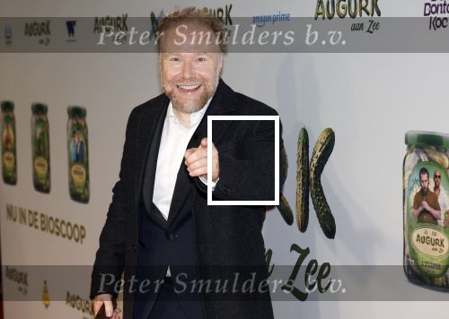 Amsterdam 4 november 2025
Premiere Augurk aan zee in Tuschinski met de cast die bestaat uit oa Monic Hendrickx Martin v Waardenberg Olga Zuiderhoek Jelka v Houten Frank Lammers Peter v d Begin en Tibor Lukacs. Robert v Hemert heeft de titelsong geschreven . Jochum ten Haaf