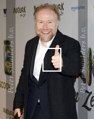 Amsterdam 4 november 2025
Premiere Augurk aan zee in Tuschinski met de cast die bestaat uit oa Monic Hendrickx Martin v Waardenberg Olga Zuiderhoek Jelka v Houten Frank Lammers Peter v d Begin en Tibor Lukacs. Robert v Hemert heeft de titelsong geschreven . Jochum ten Haaf