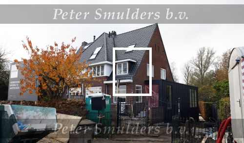 Amstelveen 8 november 2025
Het nieuwe huis van Johnny Heitinga en zijn vrouw Charlotte aan de Amstel wordt helemaal verbouwd .