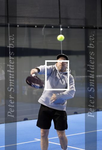 Utrecht 6 november 2025
Padel tournooi voor het UMC ziekenhuis bij Hal 22. Johnny de Mol speelde samen met Michaela Krajicek