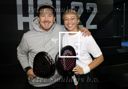 Utrecht 6 november 2025
Padel tournooi voor het UMC ziekenhuis bij Hal 22. Johnny de Mol speelde samen met Michaela Krajicek