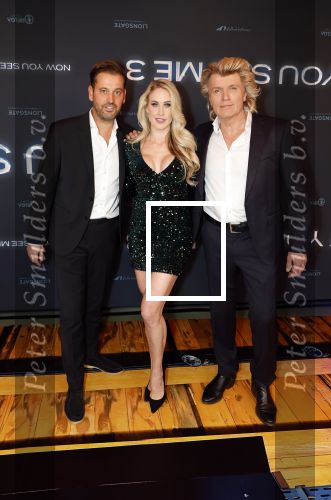 Amsterdam 11 november 2025
Premiere Now you see me 3 bij The Harbour Club . Joost Verhoeven met partner Bo Yael en Hans Klok