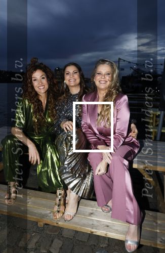 Amsterdam 4 november 2025
Katja Schuurman Babette v Veen en Linda Hakeboom bij presentatie Ademnood.