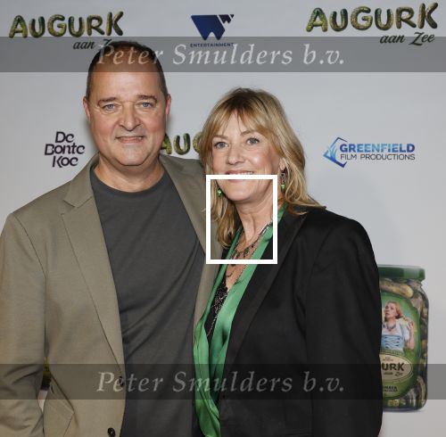 Amsterdam 4 november 2025
Premiere Augurk aan zee in Tuschinski met de cast die bestaat uit oa Monic Hendrickx Martin v Waardenberg Olga Zuiderhoek Jelka v Houten Frank Lammers Peter v d Begin en Tibor Lukacs. Robert v Hemert heeft de titelsong geschreven . Kees Boot met zijn vrouw