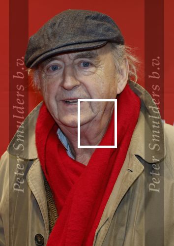 Amsterdam 30 november 2025
80 jaar het DeLaMar theater . Kees Hulst poseert met Olga Zuiderhoek
