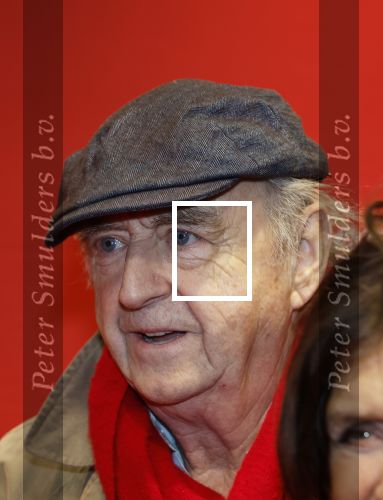 Amsterdam 30 november 2025
80 jaar het DeLaMar theater . Kees Hulst poseert met Olga Zuiderhoek