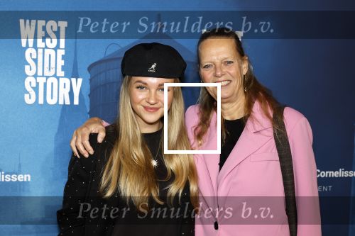 Rotterdam 23 november 2025
Premiere West side story in het nieuwe luxor. Kes v d Broek kwam met haar moeder