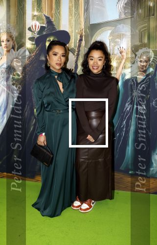 Amsterdam 18 november 2025
Premiere Wicked in het deLaMar theater . Kimmylien Nguyen met dochter