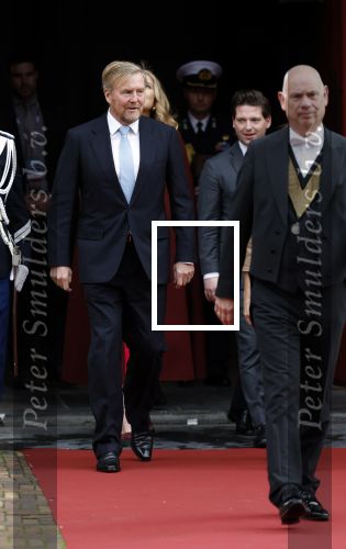 Den Haag 20 november 2025
 Prinses Amalia en haar vader Koning Willem Alexander bij de Grote Kerk, na de Bijzondere Verenigde Vergadering van de Eerste en Tweede Kamer, ter gelegenheid van de tachtigste verjaardag dat het parlement na de Tweede Wereldoorlog voor het eerst weer in gezamenlijkheid bijeenkwam. Eerste Kamervoorzitter Mei Li Vos Tweede Kamervoorzitter Thom van Campenvingen ze op .