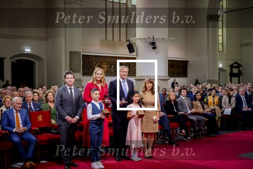 Den Haag 20 november 2025
 Prinses Amalia en haar vader Koning Willem Alexander bij de Grote Kerk, na de Bijzondere Verenigde Vergadering van de Eerste en Tweede Kamer, ter gelegenheid van de tachtigste verjaardag dat het parlement na de Tweede Wereldoorlog voor het eerst weer in gezamenlijkheid bijeenkwam. Eerste Kamervoorzitter Mei Li Vos Tweede Kamervoorzitter Thom van Campenvingen ze op .