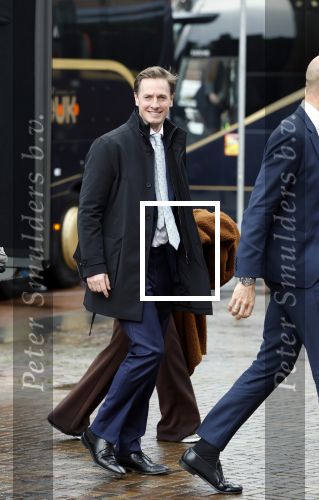 Den Haag 20 november 2025
 Prinses Amalia en haar vader Koning Willem Alexander bij de Grote Kerk, na de Bijzondere Verenigde Vergadering van de Eerste en Tweede Kamer, ter gelegenheid van de tachtigste verjaardag dat het parlement na de Tweede Wereldoorlog voor het eerst weer in gezamenlijkheid bijeenkwam. Eerste Kamervoorzitter Mei Li Vos Tweede Kamervoorzitter Thom van Campenvingen ze op . Laurens Dassen
